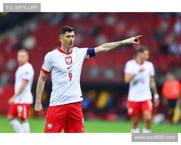 波兰球员FC25总评排名：莱万领衔，四名门将进入前十